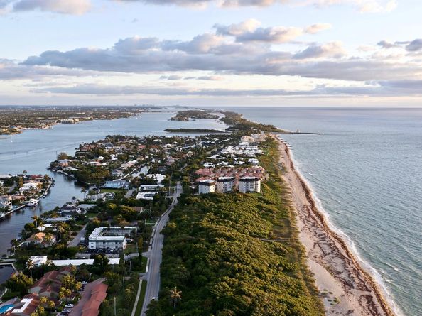 816 SW 18th Court, Boynton Beach FL 33426