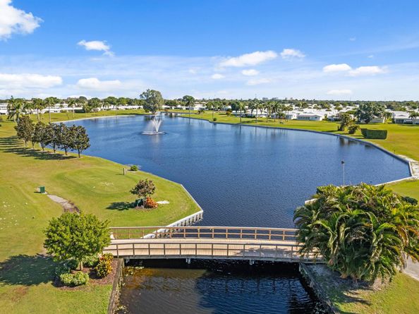 816 SW 18th Court, Boynton Beach FL 33426