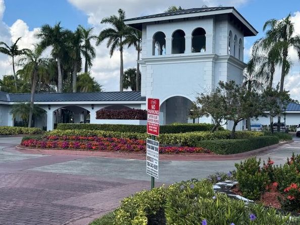 17349 NW 62nd Place, Hialeah FL 33015