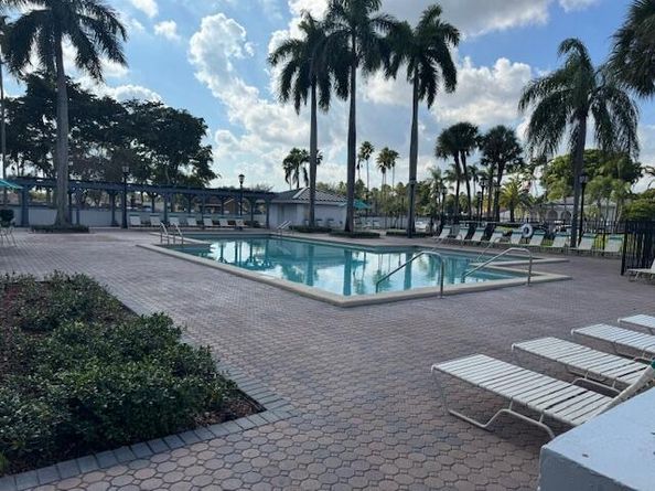 17349 NW 62nd Place, Hialeah FL 33015