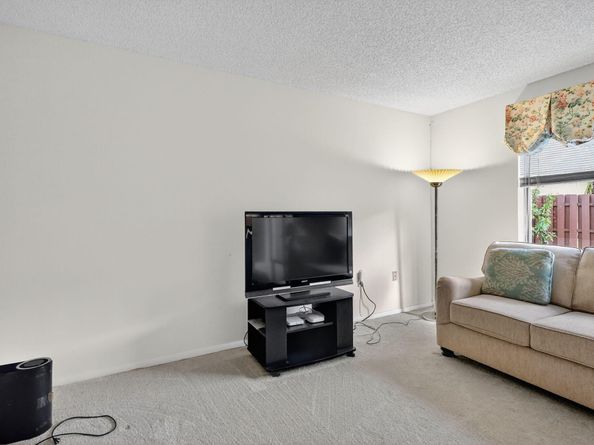 17349 NW 62nd Place, Hialeah FL 33015