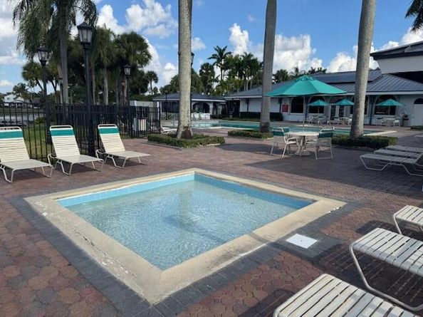 17349 NW 62nd Place, Hialeah FL 33015