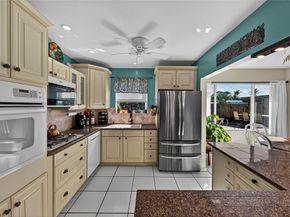 40 SW 9th Ct, Pompano Beach FL 33060