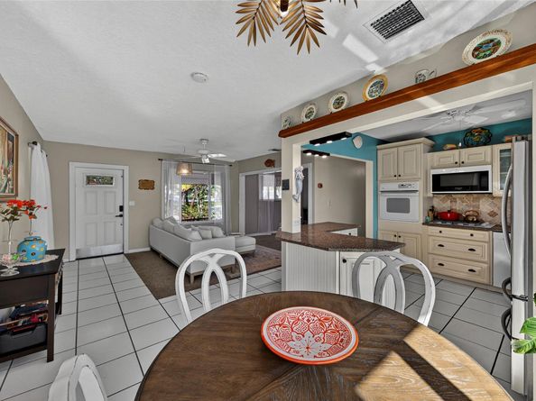 40 SW 9th Ct, Pompano Beach FL 33060