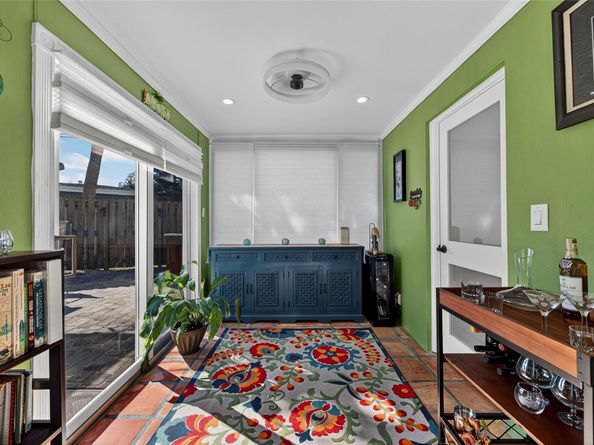 40 SW 9th Ct, Pompano Beach FL 33060