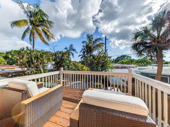 40 SW 9th Ct, Pompano Beach FL 33060