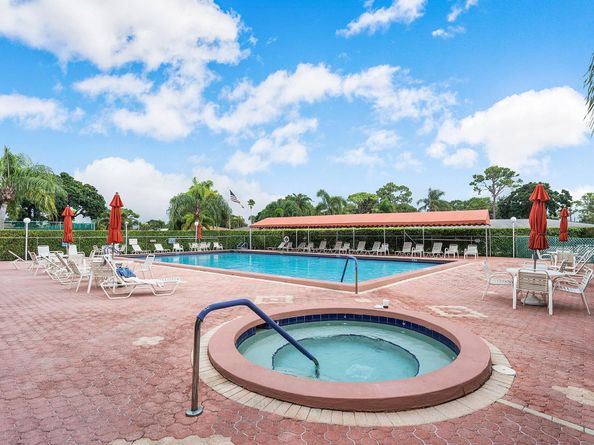 5074 Privet Place B, Delray Beach FL 33484