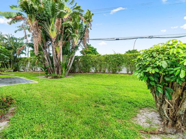 5074 Privet Place B, Delray Beach FL 33484