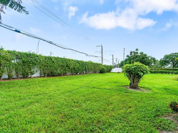 5074 Privet Place B, Delray Beach FL 33484