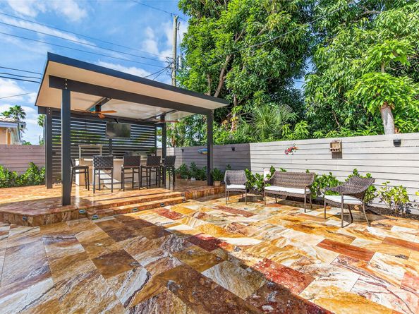 1763 NE 15th St, Fort Lauderdale FL 33304