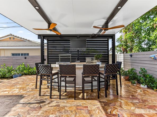 1763 NE 15th St, Fort Lauderdale FL 33304