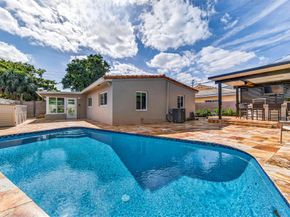 1763 NE 15th St, Fort Lauderdale FL 33304