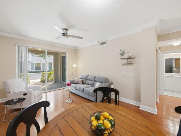 4 Renaissance Way 110, Boynton Beach FL 33426