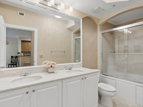 4 Renaissance Way 110, Boynton Beach FL 33426