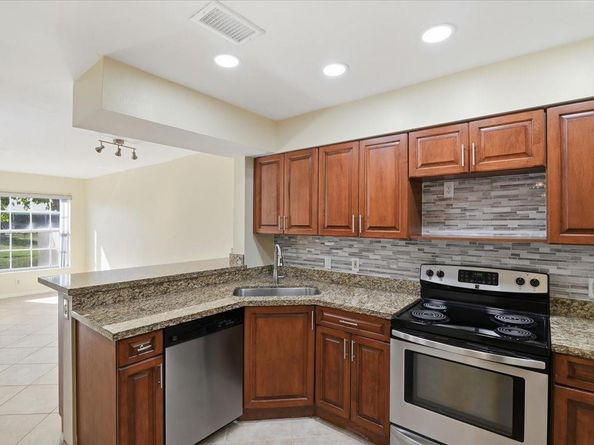 10856 Cypress Glen Dr 10856, Coral Springs FL 33071