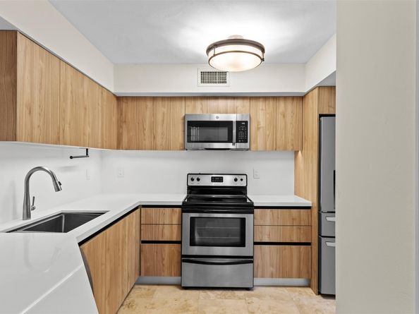 1280 S Alhambra Cir 2112, Coral Gables FL 33146