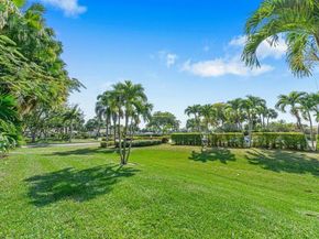 5425 10th Fairway Dr 3, Delray Beach FL 33484