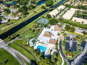 5425 10th Fairway Dr 3, Delray Beach FL 33484