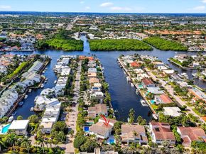 1119 Russell Dr, Highland Beach FL 33487