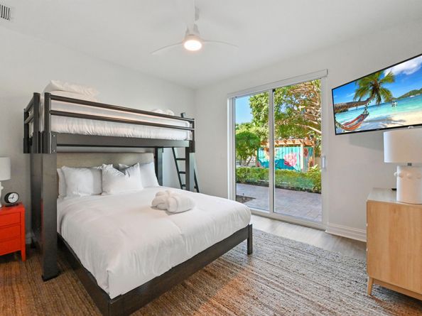 200 N Lake Drive, Lantana FL 33462