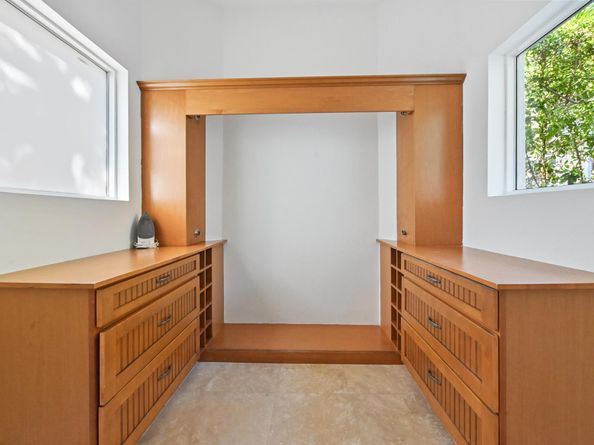 200 N Lake Drive, Lantana FL 33462