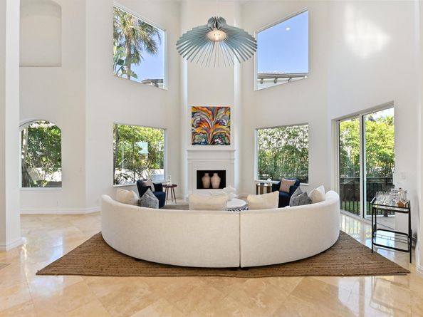 200 N Lake Drive, Lantana FL 33462