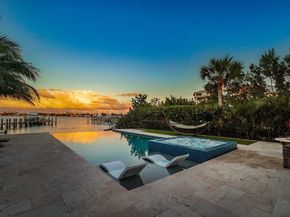 200 N Lake Drive, Lantana FL 33462