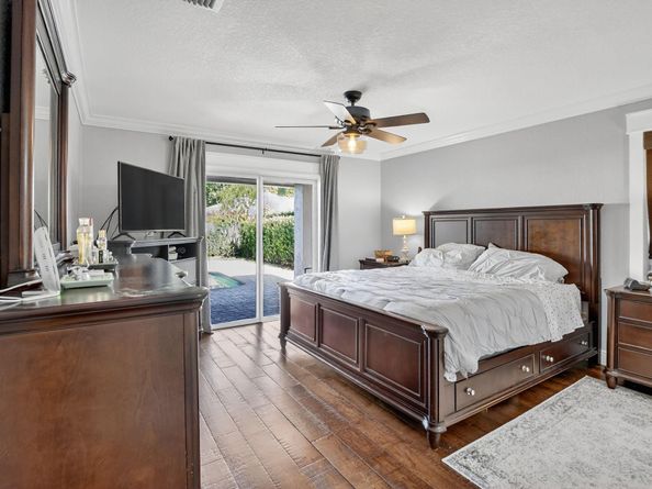 11611 SW 52nd St, Cooper City FL 33330