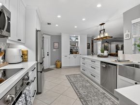 11611 SW 52nd St, Cooper City FL 33330