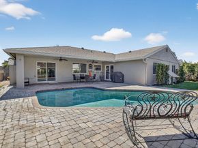 11611 SW 52nd St, Cooper City FL 33330