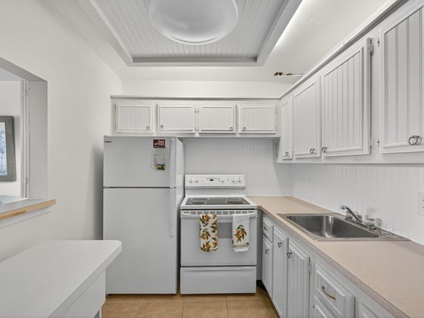 334 Dover B, West Palm Beach FL 33417