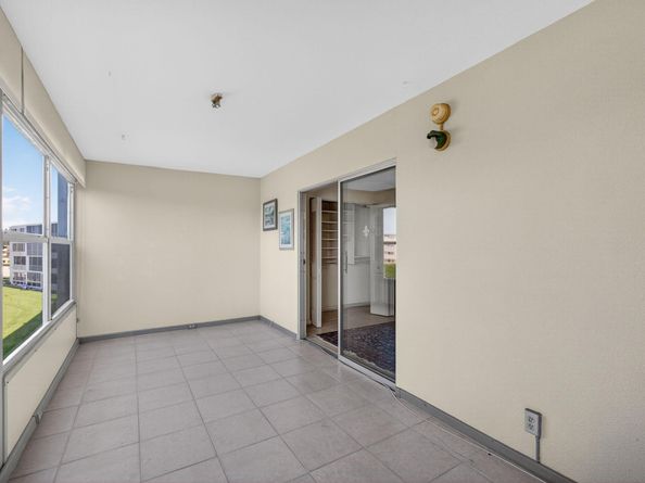 334 Dover B, West Palm Beach FL 33417