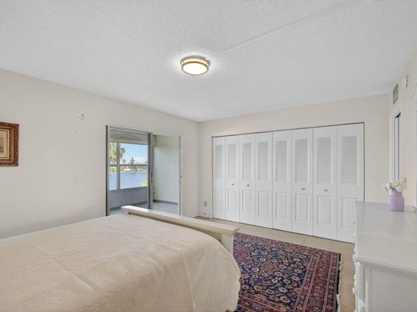 334 Dover B, West Palm Beach FL 33417