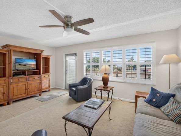 334 Dover B, West Palm Beach FL 33417