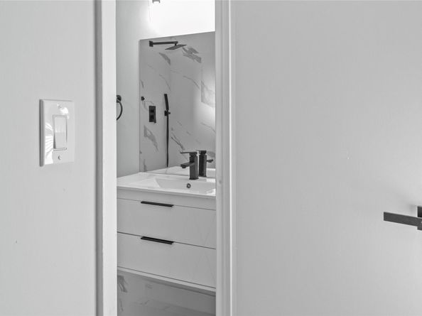 20 NW 56th St, Fort Lauderdale FL 33309