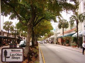 241 SE 9th Avenue 106, Pompano Beach FL 33060