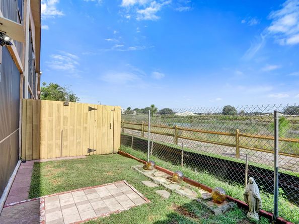 2758 NW 80th Avenue, Sunrise FL 33322