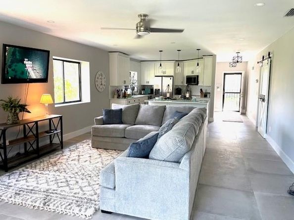 1143 Duncan Cir 104, Palm Beach Gardens FL 33418