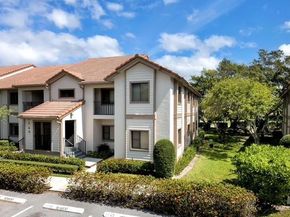 1143 Duncan Cir 104, Palm Beach Gardens FL 33418