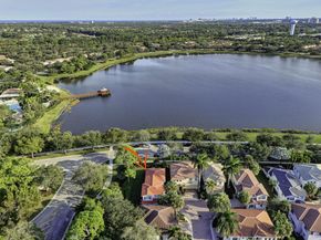 562 Tomahawk Court, Palm Beach Gardens FL 33410