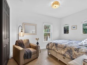 562 Tomahawk Court, Palm Beach Gardens FL 33410