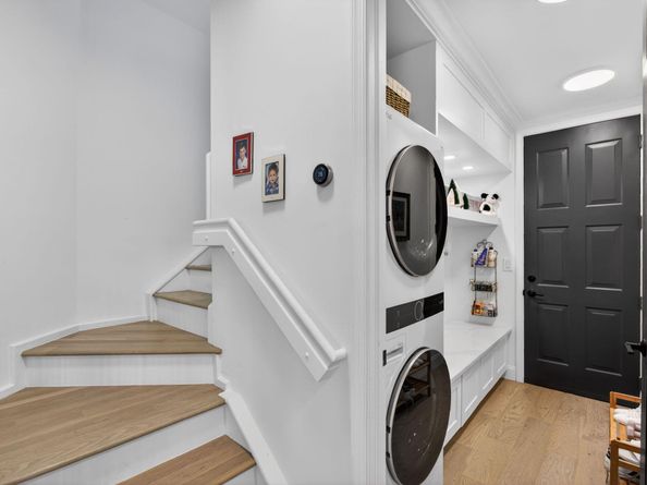 562 Tomahawk Court, Palm Beach Gardens FL 33410