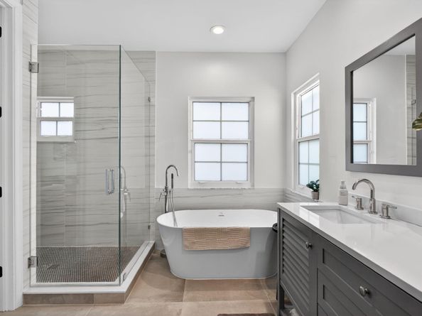 562 Tomahawk Court, Palm Beach Gardens FL 33410