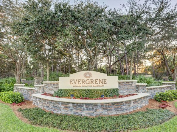 562 Tomahawk Court, Palm Beach Gardens FL 33410