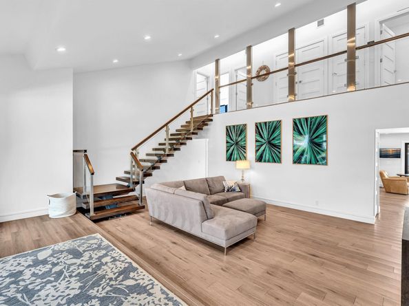 2740 NE 47th St, Lighthouse Point FL 33064