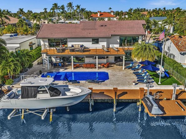 2740 NE 47th St, Lighthouse Point FL 33064