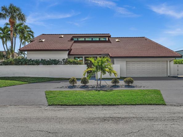 2740 NE 47th St, Lighthouse Point FL 33064