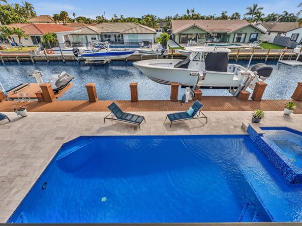 2740 NE 47th St, Lighthouse Point FL 33064