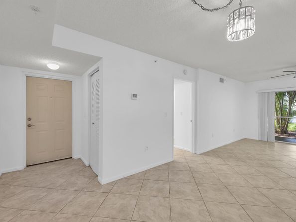 242 Village Boulevard 2110, Tequesta FL 33469