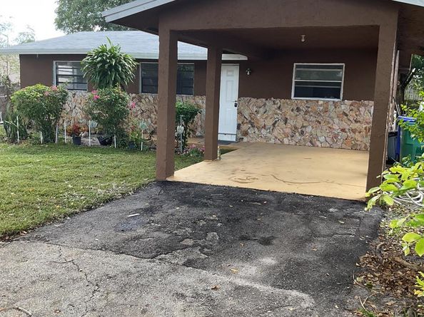 2900 NW 10th Court, Fort Lauderdale FL 33311